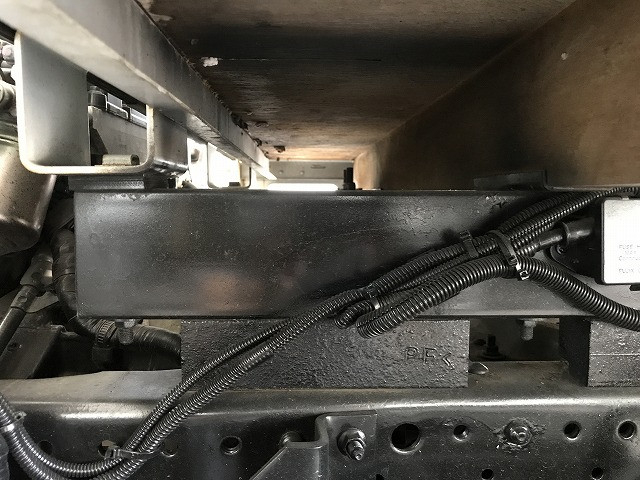 いすゞ エルフ 小型 平ボディ 2RG-NKR88A(111681) 32枚目