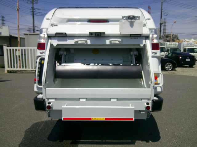 三菱ふそう キャンター 小型 塵芥車（プレス式） 2RG-FEAVO(108489) 9枚目