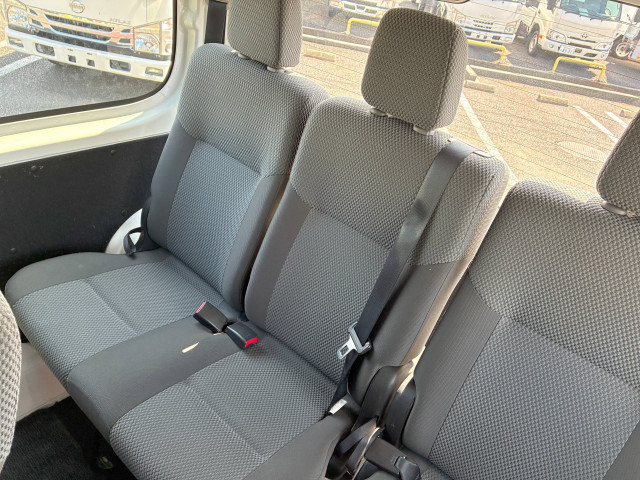 日産自動車 キャラバン 小型 バス CBA-KS2E26(113653) 10枚目