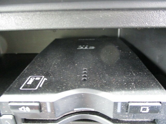 いすゞ エルフ 小型 バン 2RG-NPR88AN(6817) 10枚目
