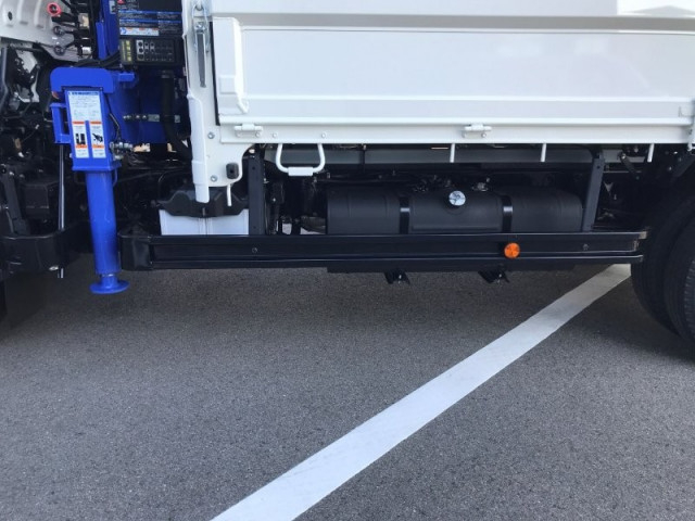日野 デュトロ 小型 平ボディ（クレーン付） 2WG-XZU713M(113225) 31枚目