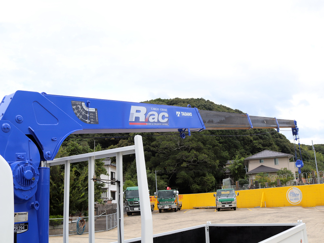 マツダ タイタン 小型 平ボディ（クレーン付） BDG-LMR85AR(75524) 17枚目