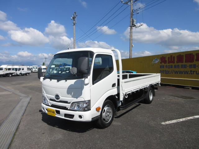 日野 デュトロ 小型 平ボディ 2RG-XZU655M(113550) 1枚目