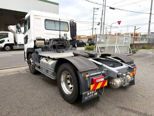 UDトラックス（日産） クオン 大型 トラクタ 2RG-GK5DAB(103661) 4枚目