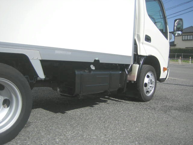 トヨタ トヨエース 小型 冷蔵冷凍バン LDF-KDY231(95965) 16枚目