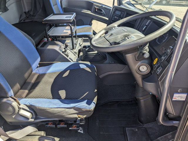いすゞ ギガ 大型 粉粒体運搬車 2PG-CYY77C(113496) 28枚目