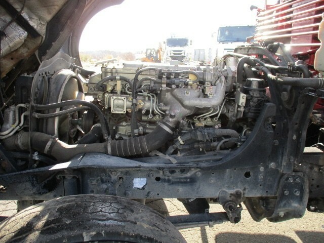 三菱ふそう ファイター 中型 平ボディ（クレーン付） PA-FK61F(8500) 37枚目