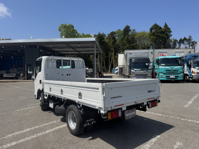 いすゞ エルフ 小型 平ボディ 2TG-NJR88AF(105711) 4枚目