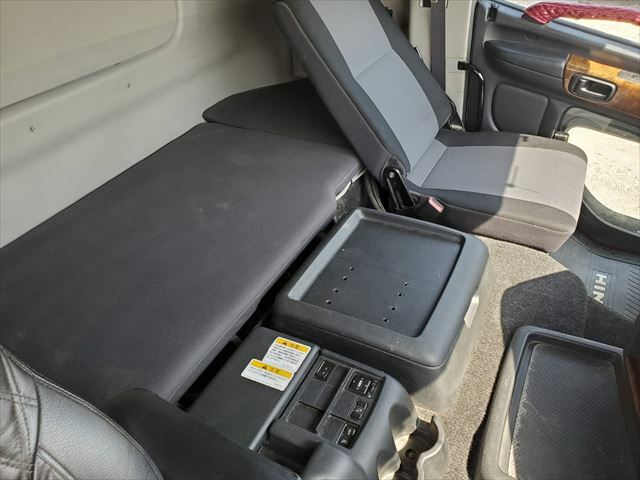 日野 プロフィア 大型 コンテナ専用車 QDG-FS1ERBA(9404) 26枚目
