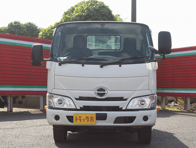 Hino dutro Small Flat body 2RG-XZU605M(95799) 2枚目