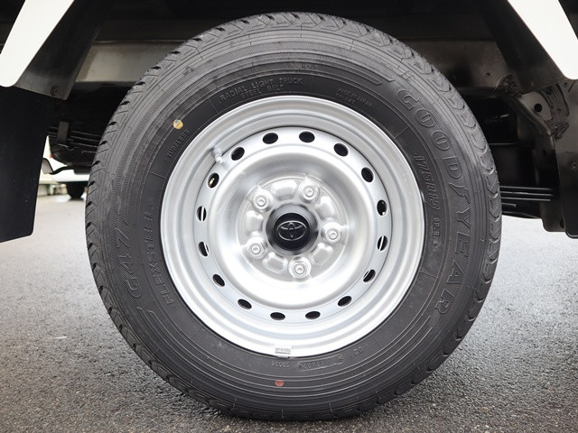 トヨタ ライトエース 小型 平ボディ DBF-S402U(109212) 29枚目