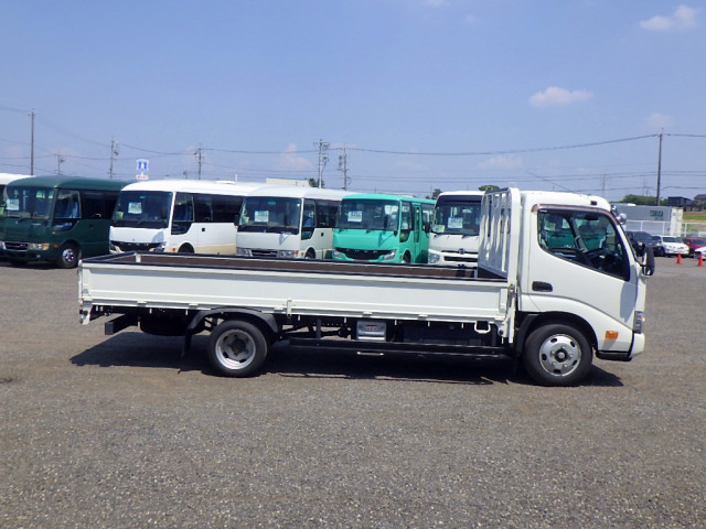 トヨタ ダイナ 小型 平ボディ 2RG-XZU655(110079) 5枚目