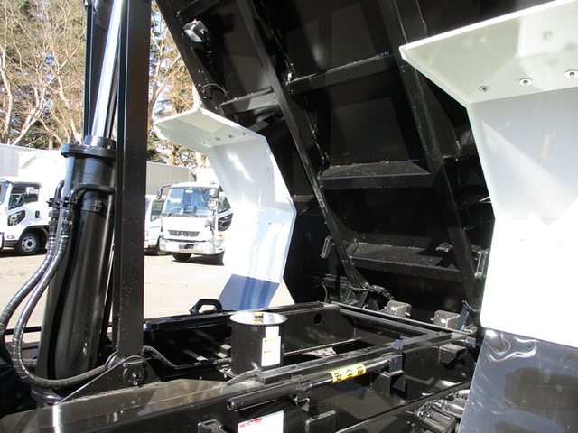 三菱ふそう ファイター 増トン 土砂ダンプ 2KG-FK62FZ(9954) 10枚目