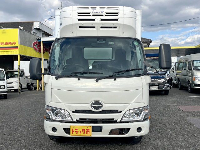日野 デュトロ 小型 冷蔵冷凍バン 2RG-XZC605M(96631) 2枚目