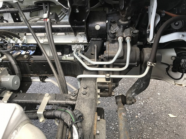 三菱ふそう キャンター 小型 平ボディ（クレーン付） 2RG-FEB80(97123) 30枚目
