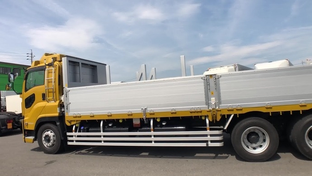 いすゞ ギガ 大型 平ボディ 2PG-CYM77C(34686) 10枚目