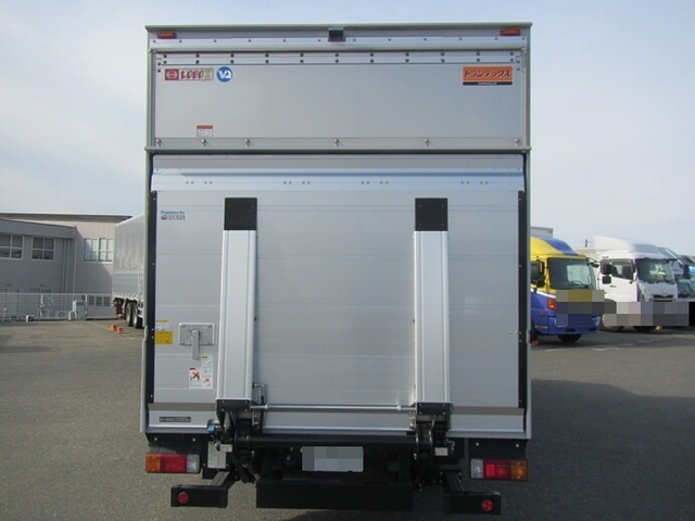 日野 デュトロ 小型 バン 2RG-XZU710M(8012) 45枚目