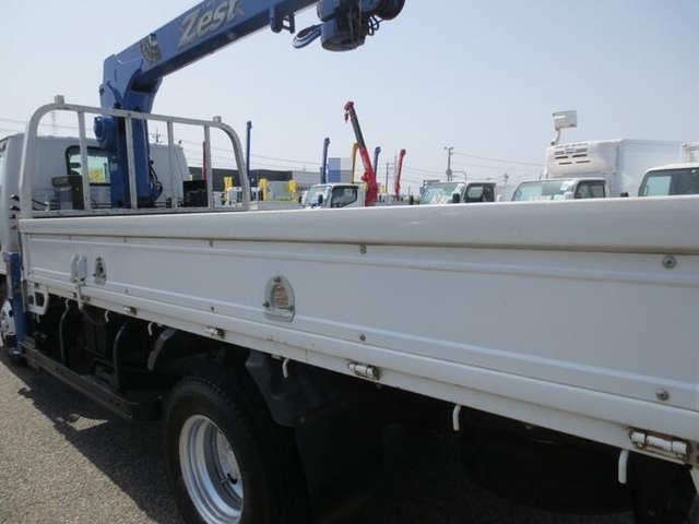 いすゞ エルフ 小型 平ボディ（クレーン付） TPG-NKR85AR(9115) 18枚目