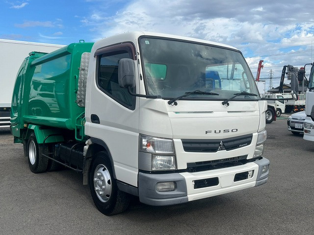 三菱ふそう キャンター 小型 塵芥車（プレス式） TKG-FEB90(113771) 4枚目