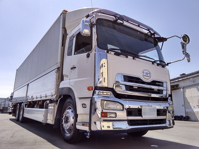 UDトラックス（日産） クオン 大型 ウィング LKG-CD5ZA(10963) 3枚目