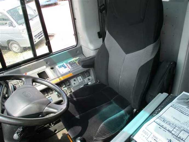 いすゞ その他・不明 大型 バス PKG-RU1ESAJ(44244) 13枚目