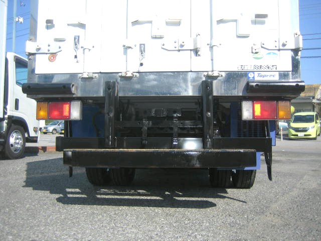 いすゞ エルフ 小型 冷蔵冷凍バン TPG-NLR85AN(95950) 16枚目