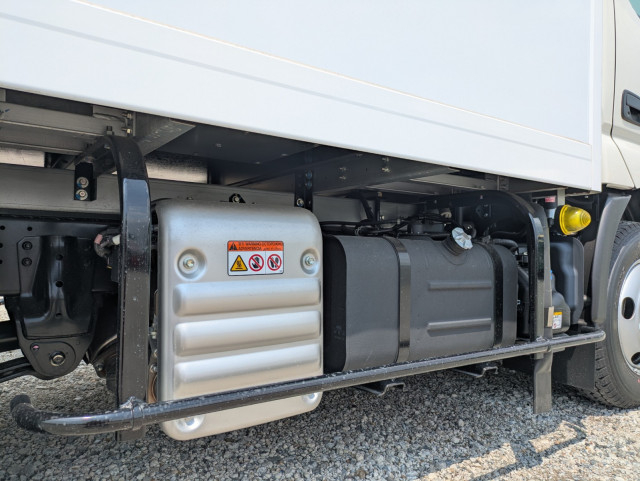 日野 デュトロ 小型 冷蔵冷凍バン 2WG-XZU606N(108649) 38枚目