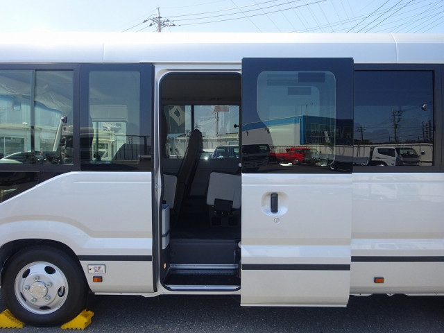 トヨタ コースター 小型 バス 2WG-GDB110(106401) 23枚目