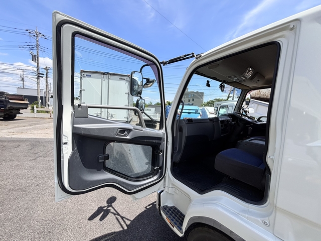 三菱ふそう ファイター 増トン 平ボディ（クレーン付） QKG-FK62FZ(108215) 75枚目