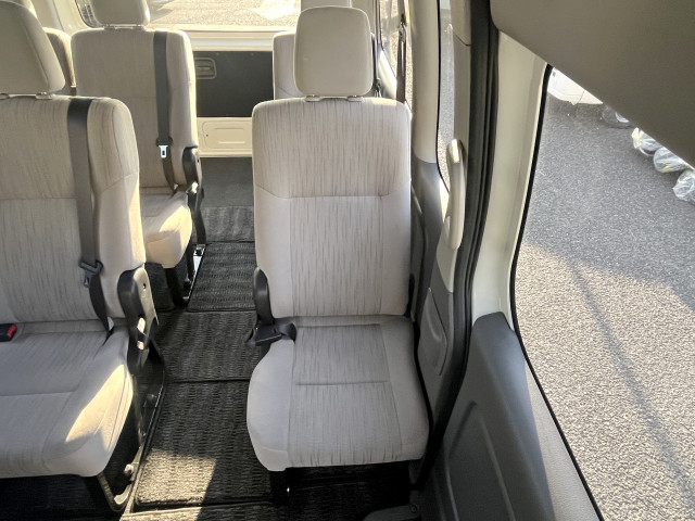 日産自動車 キャラバン 小型 バス CBF-DS8E26(99466) 12枚目
