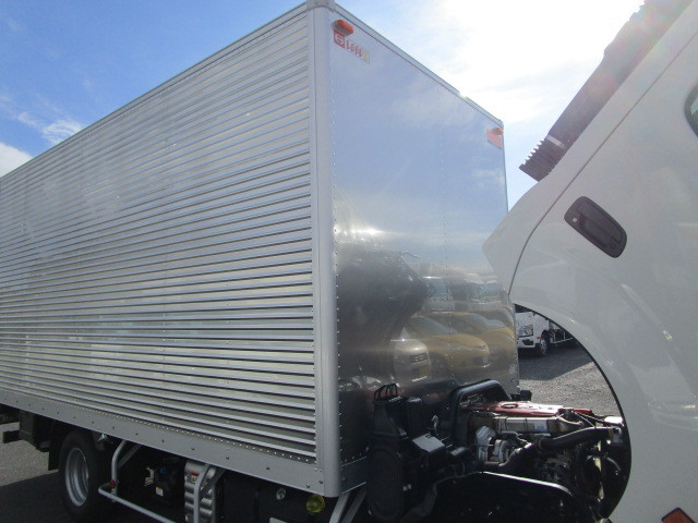 日野 デュトロ 小型 バン 2WG-XZU713N(111501) 37枚目