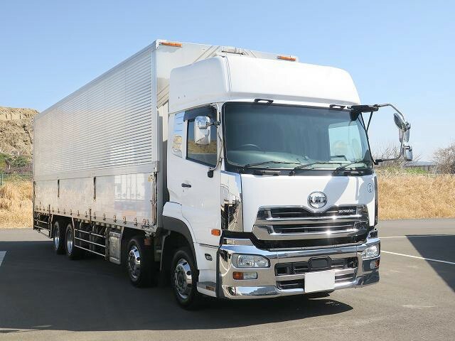 UDトラックス（日産） クオン 大型 ウィング QKG-CG5ZE(40894) 2枚目
