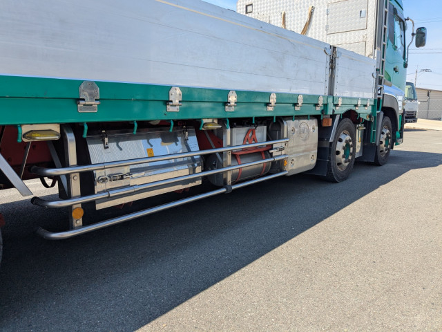 UDトラックス（日産） クオン 大型 平ボディ 2PG-CG5CA(109853) 15枚目
