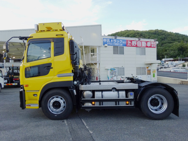 UDトラックス（日産） クオン 大型 トラクタ QKG-GK6XAB(110301) 7枚目