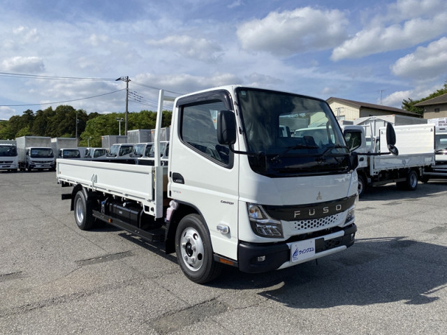三菱ふそう キャンター 小型 平ボディ 2RG-FEAV0(107392) 3枚目