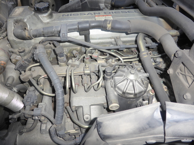 UDトラックス（日産） コンドル 中型 ウィング PB-MK36A(2692) 34枚目