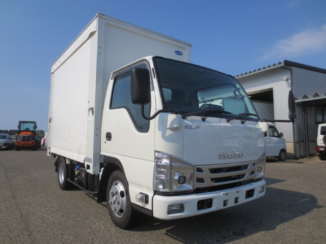 いすゞ エルフ 小型 バン 2RG-NHR88AN(109076) 2枚目