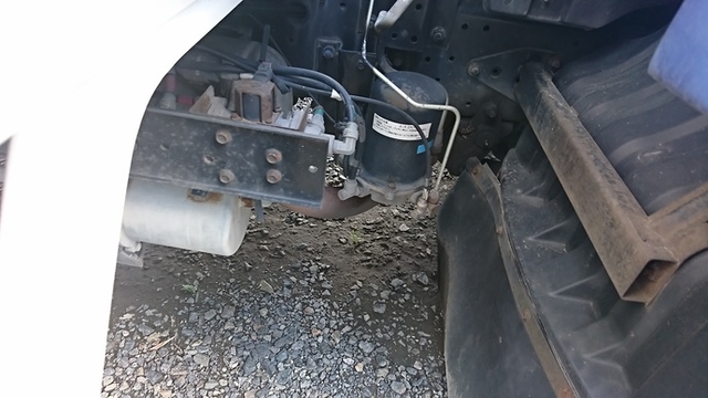 UDトラックス（日産） コンドル 中型 バン KK-MK25A(2094) 4枚目