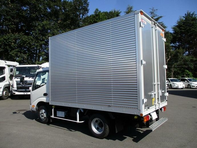 日野 デュトロ 小型 バン 2RG-XZC605M(10554) 3枚目