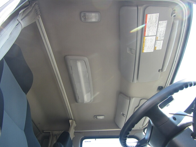 日野 レンジャー 中型 バン TKG-FD7JLAA(9693) 30枚目