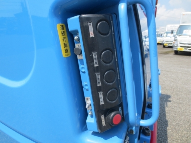 Isuzu elf Small Packer rotate trucks TKG-NMR85AN(11888) 16枚目