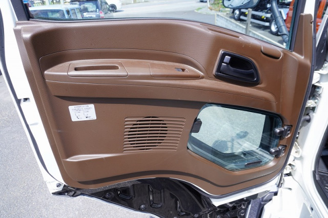 いすゞ ギガ 大型 冷蔵冷凍バン 2PG-CYJ77D(108636) 48枚目