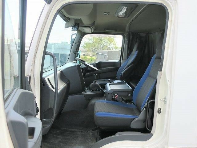 いすゞ ギガ 大型 冷蔵冷凍バン QKG-CYL77BA(27483) 22枚目