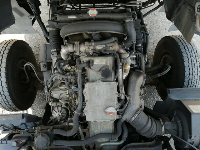 UDトラックス（日産） コンドル 中型 冷蔵冷凍バン PB-MK36B(5670) 71枚目