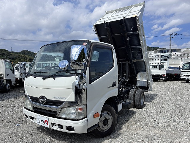 日野 デュトロ 小型 土砂ダンプ TKG-XZC610T(112813) 1枚目