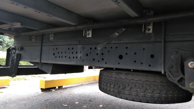 いすゞ エルフ 小型 冷蔵冷凍バン TKG-NPR85AN(3764) 13枚目