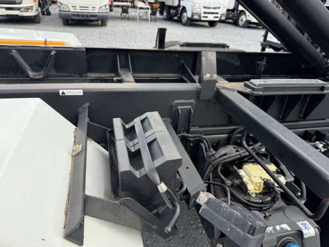 三菱ふそう キャンター 小型 コンテナ専用車 2RG-FBAV0(110482) 22枚目