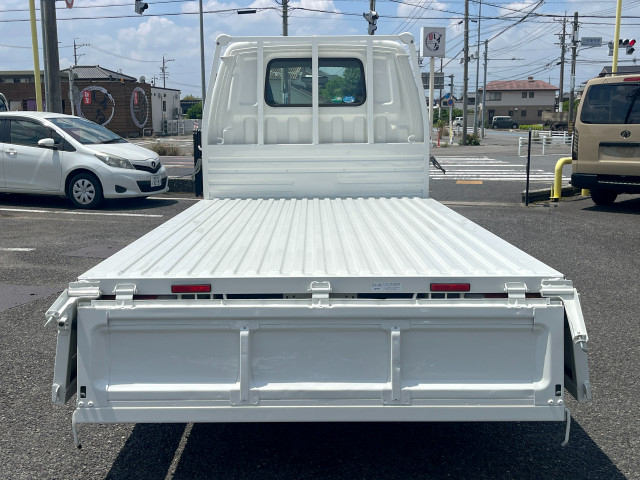 マツダ ボンゴ 小型 平ボディ DBF-SLP2L(110001) 8枚目