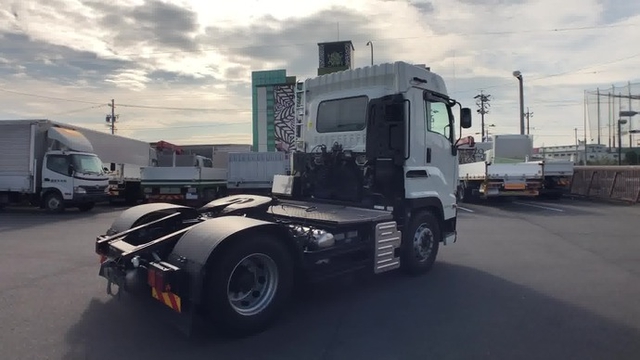 いすゞ ギガ 大型 トラクタ QKG-EXD52BD(37351) 18枚目