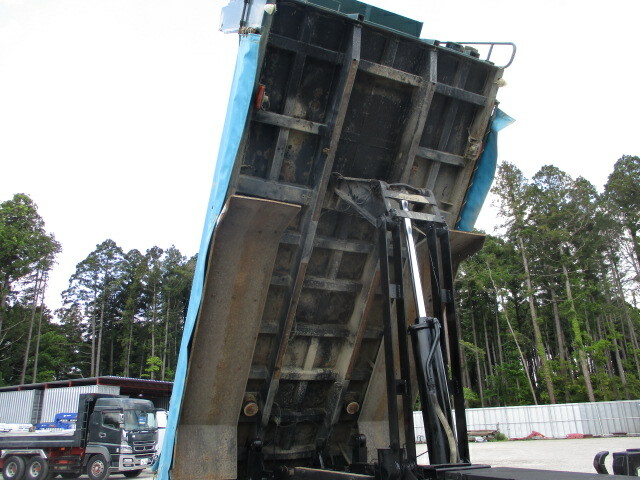 いすゞ ギガ 大型 土砂ダンプ LKG-CXZ77AT(31161) 38枚目